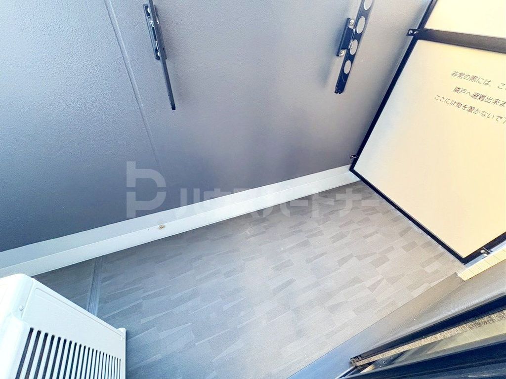 バルコニー　バルコニー