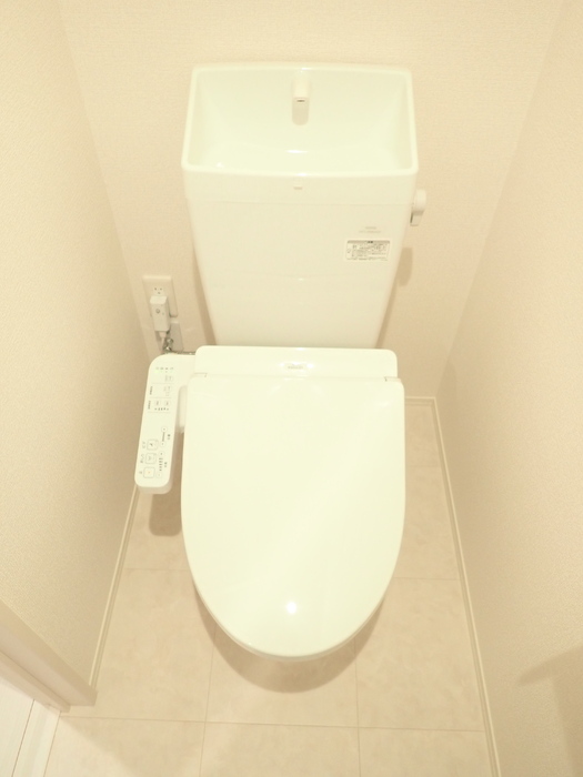 トイレ　清潔感のあるトイレです
