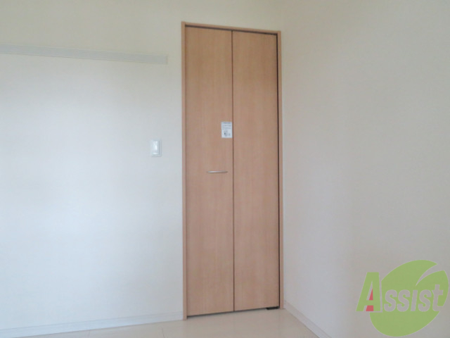 収納　クローゼットがありました。お洋服や荷物はここへ