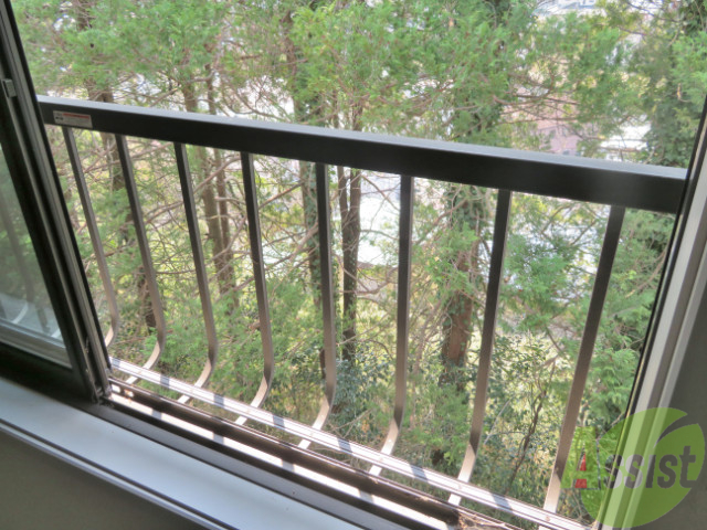 バルコニー　バルコニーがありませんので洗濯物は室内干しになります。