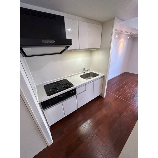 キッチン　リビング