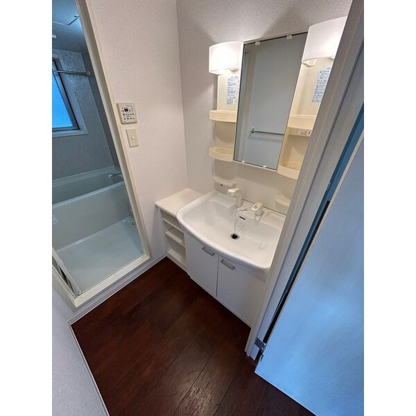 洗面設備　リビング