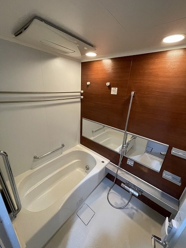 バス・シャワールーム　浴室（内装前）