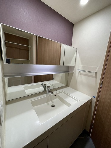 洗面設備　洗面化粧台（内装前）