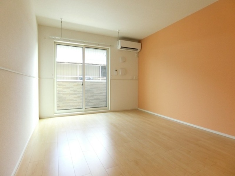 居室・リビング　図面と現状に相違がある場合には現状を優先