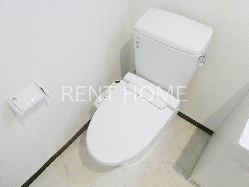 トイレ　ウォシュレット付き