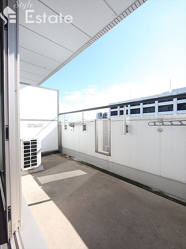 バルコニー　バルコニー