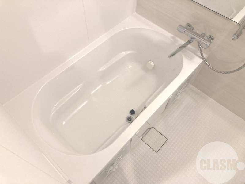 バス・シャワールーム　浴室乾燥機＆追い焚き機能付きバス♪