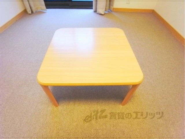 その他　机