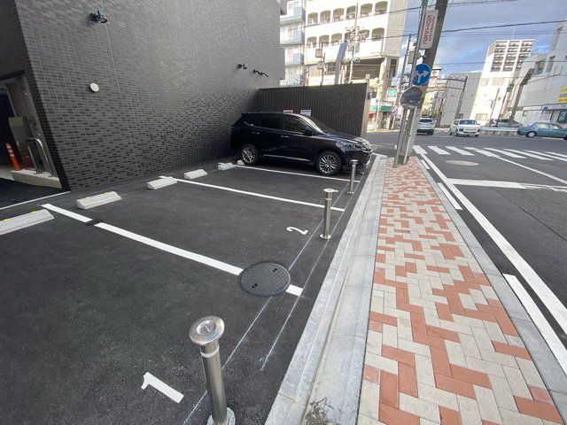 駐車場　駐車場