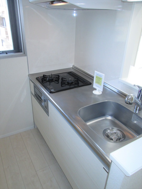 キッチン　３口ガスコンロ♪