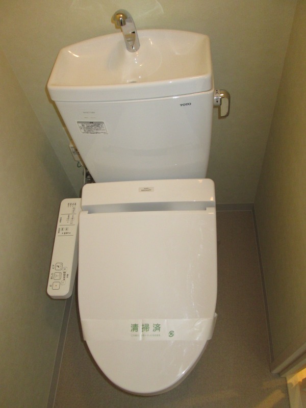 トイレ　温水洗浄便座♪