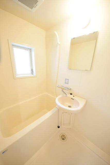 バス・シャワールーム　★ゆったりバスタイム★