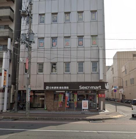 コンビニ　セイコーマート（コンビニ）まで201m