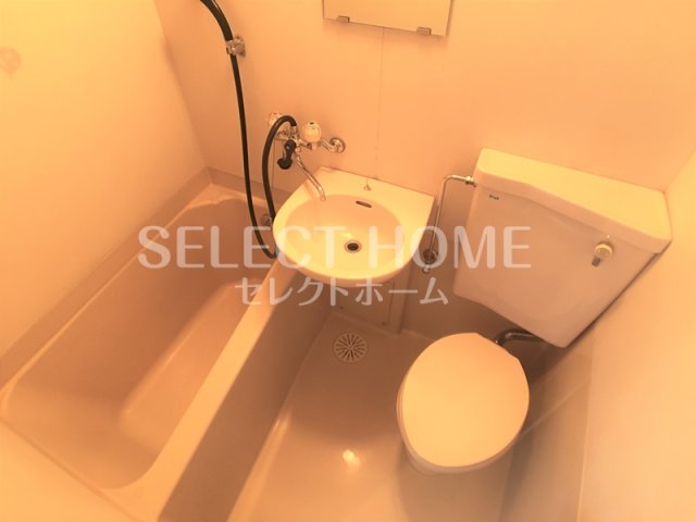 トイレ　清潔感のあるトイレです