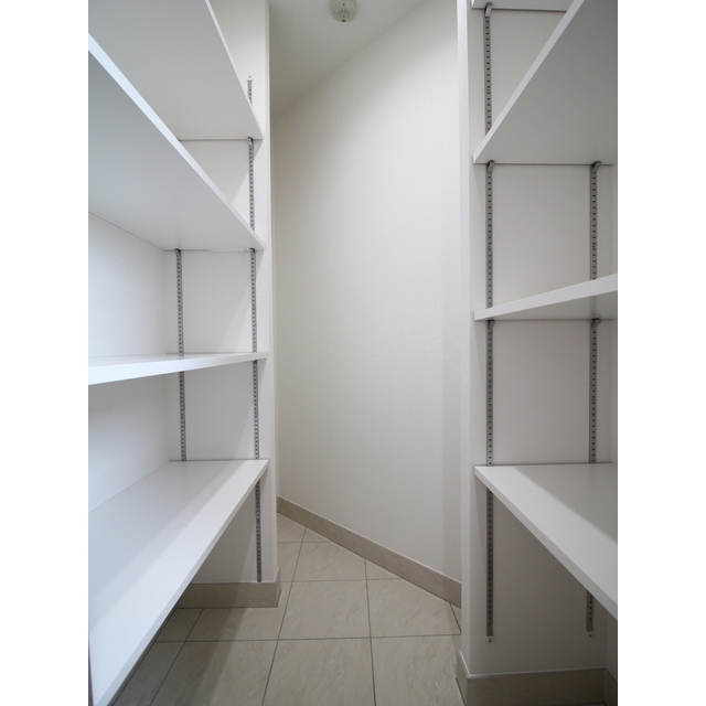 その他設備　シューズインクローゼット