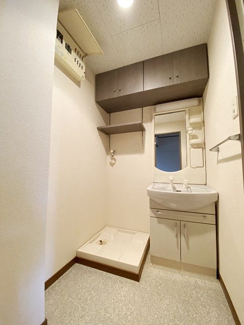 洗面設備　※他室写真　現況優先※