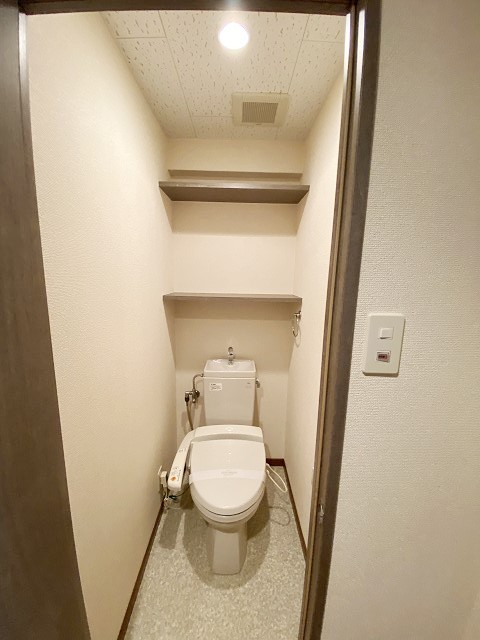 トイレ　※他室写真　現況優先※