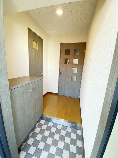 玄関　※他室写真　現況優先※