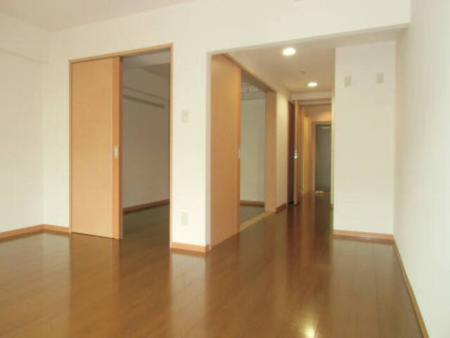 居室・リビング　２０２　洋室