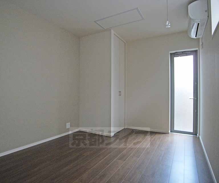 居室・リビング　室内です