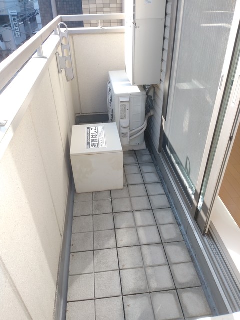 バルコニー　バルコニー