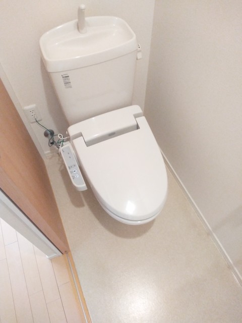 トイレ　トイレ