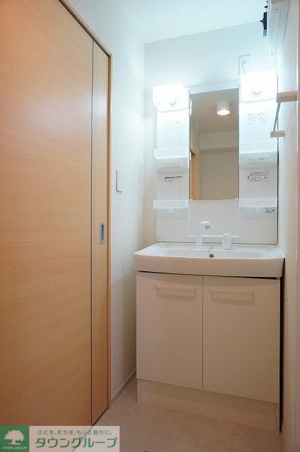 洗面設備　※別号室参考写真です