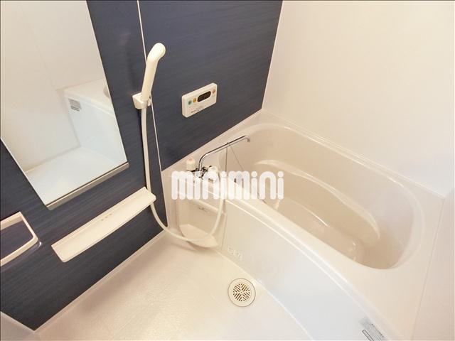 バス・シャワールーム　※室内写真は反転タイプ別室サンプル写真。