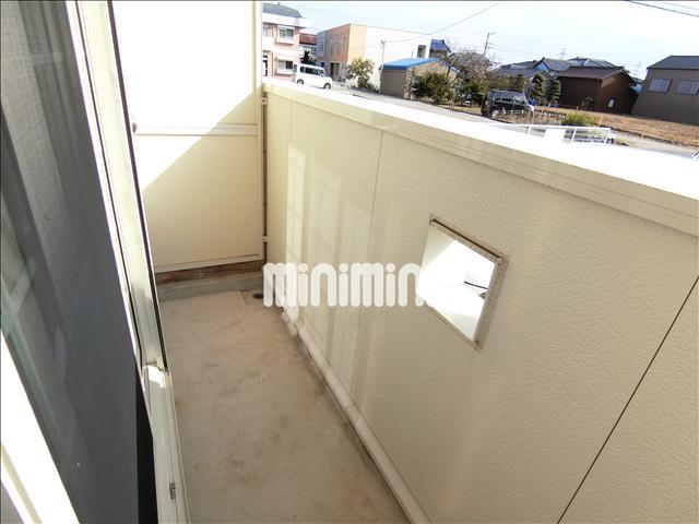 バルコニー　※室内写真は反転タイプ別室サンプル写真。