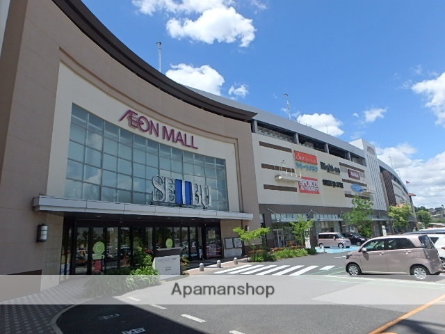 ショッピングセンター　イオンモール岡崎（ショッピングセンター）まで900m