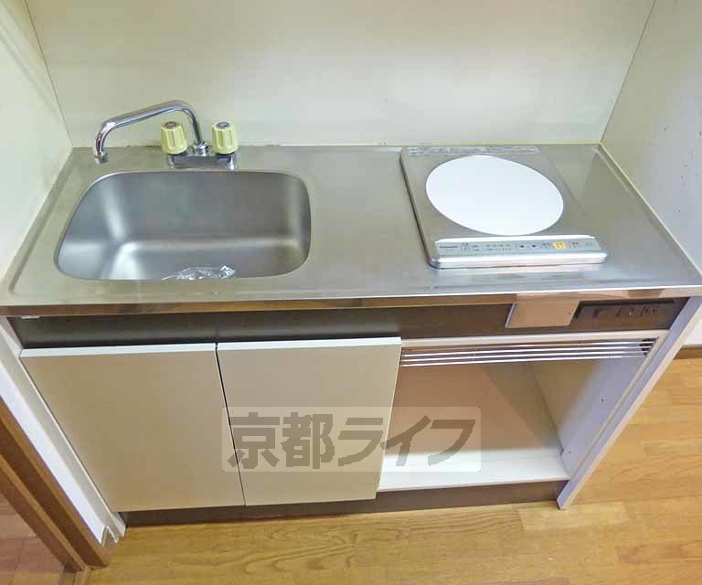 キッチン　キッチンです。