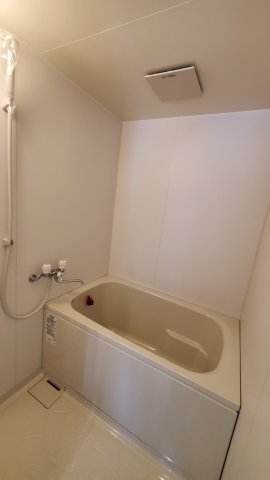 バス・シャワールーム　2022年3月撮影※現況を優先します