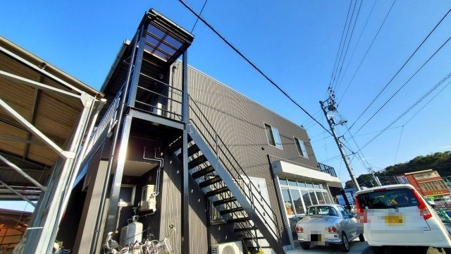 建物外観　現況が相違する場合は現況を優先致します。