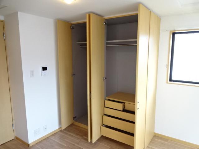 収納　クローゼット