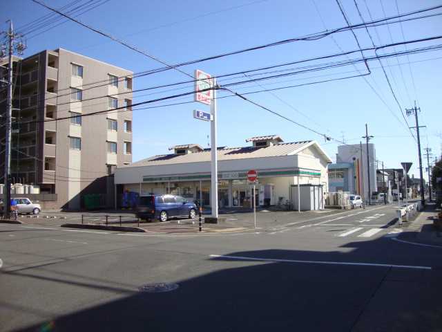 コンビニ　ローソンストア１００岩倉中央町店（コンビニ）まで160m