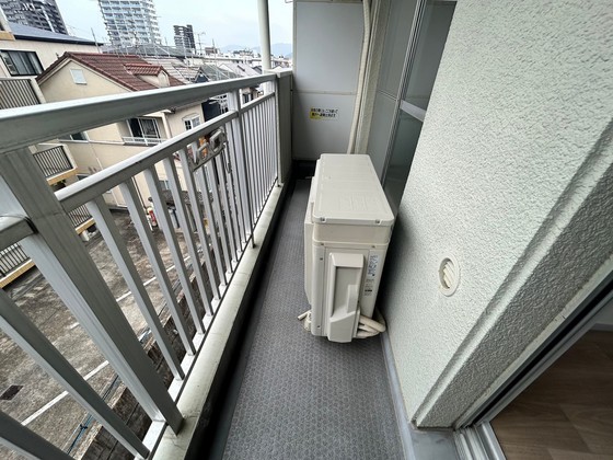 バルコニー　※別部屋の写真です
