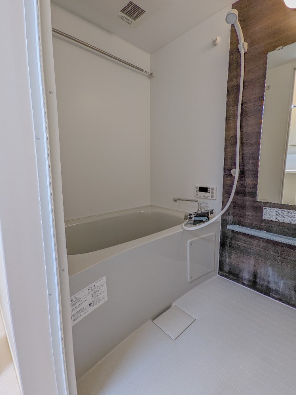 バス・シャワールーム　図面と現状に相違がある場合には現状を優先