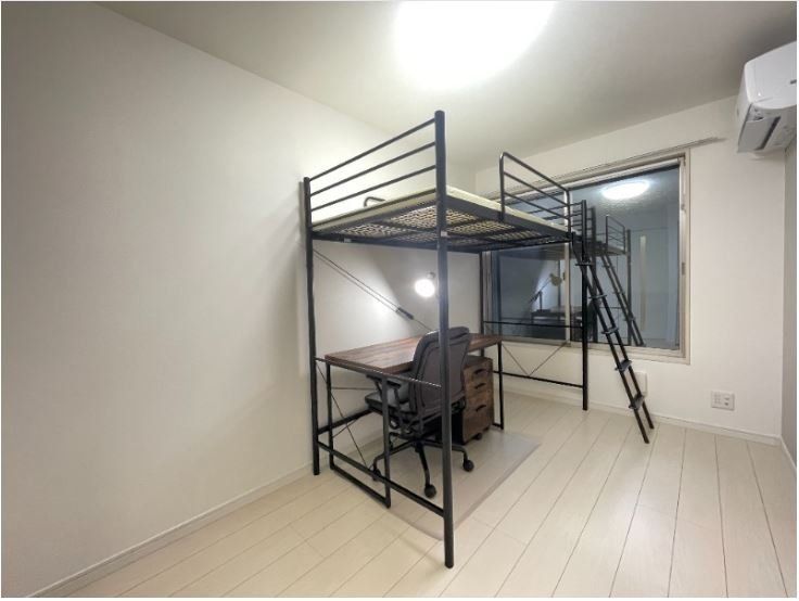 居室・リビング　庭