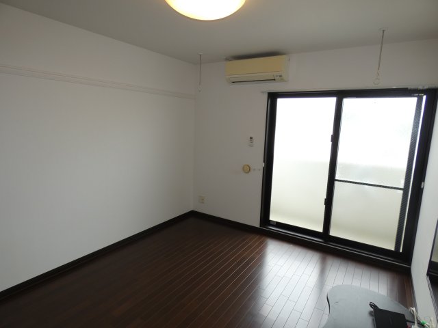 居室・リビング　居室です