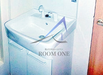 洗面設備　洗面台です。