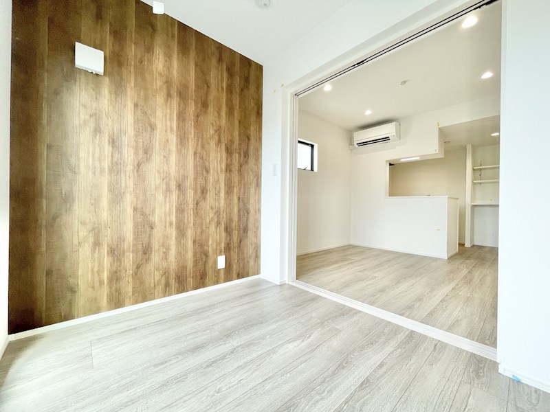 その他部屋・スペース　ＬＤＫ8.9帖　洋室3帖　つなげても仕切っても使えます