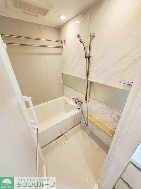 バス・シャワールーム　★お問い合わせはタウンハウジングまで★