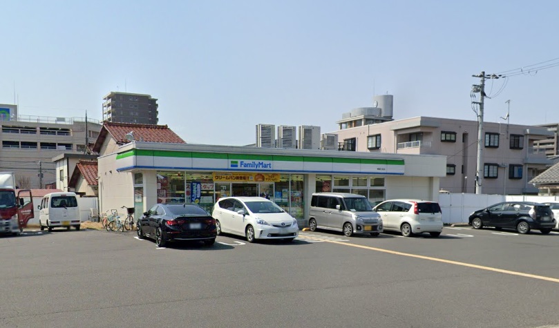 コンビニ　ファミリーマート舞鶴七条店（コンビニ）まで332m