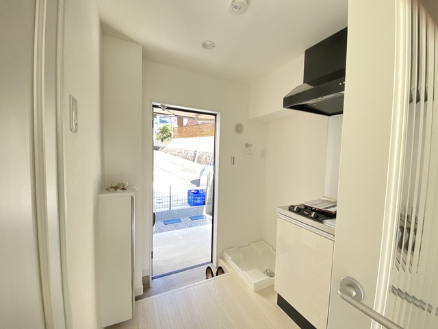 収納　同施工会社新築参考画像