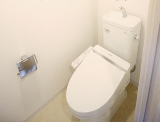 トイレ　★温水洗浄便座★