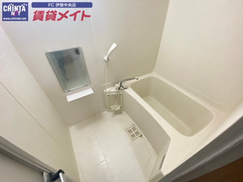 バス・シャワールーム　反転タイプ参考写真