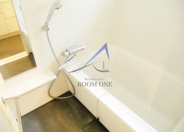 バス・シャワールーム　お風呂です。
