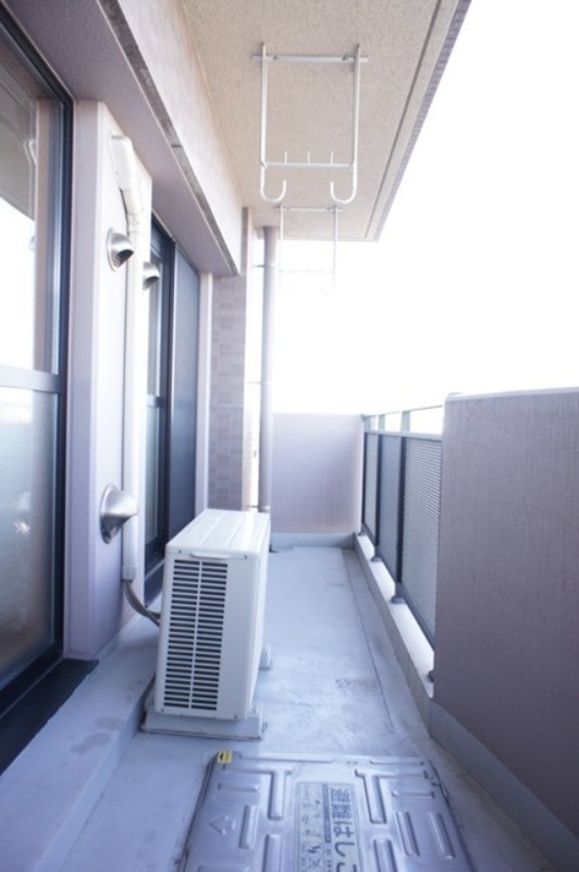 バルコニー　図面と現状に相違がある場合には現状を優先