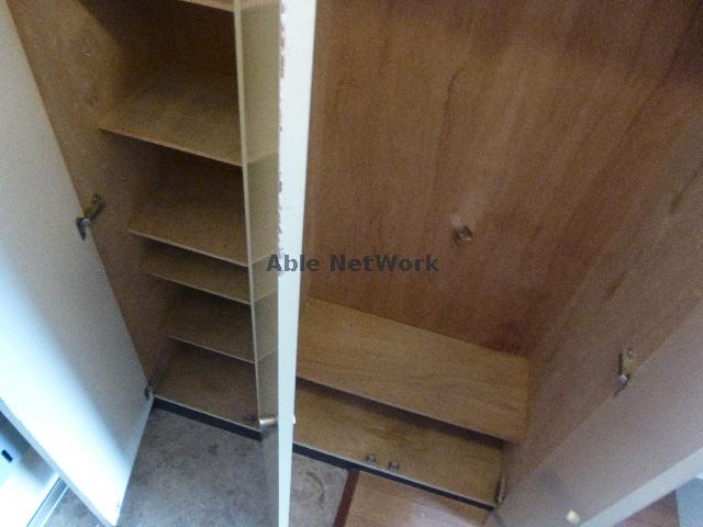 収納　シューズボックス